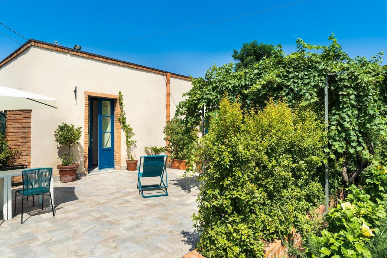 Suasor Villa Acireale Exterior foto